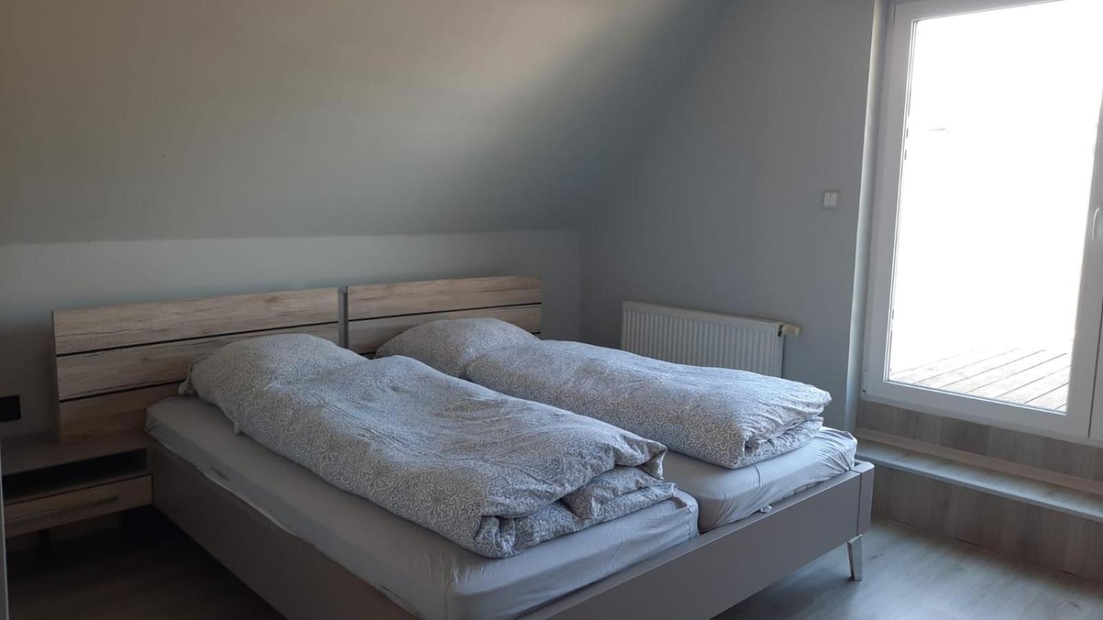 Ferienwohnung Mittelpunkt Schortens Eksteriør bilde
